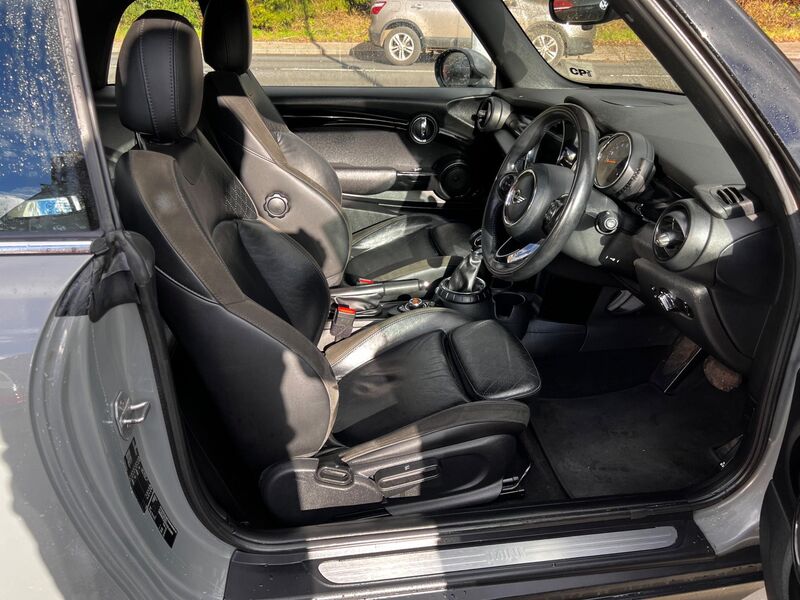 MINI CONVERTIBLE