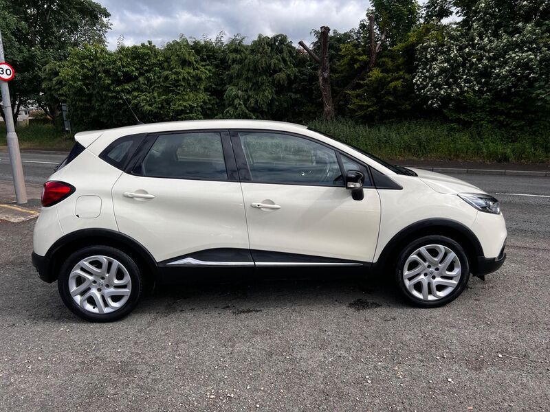 RENAULT CAPTUR
