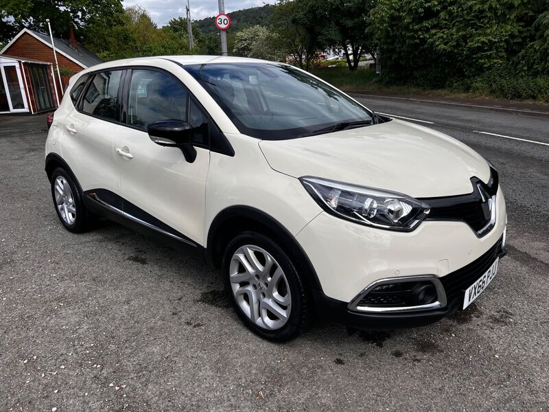 RENAULT CAPTUR