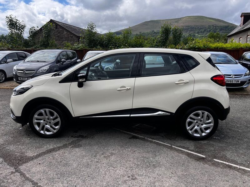 RENAULT CAPTUR