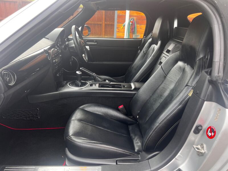 MAZDA MX-5