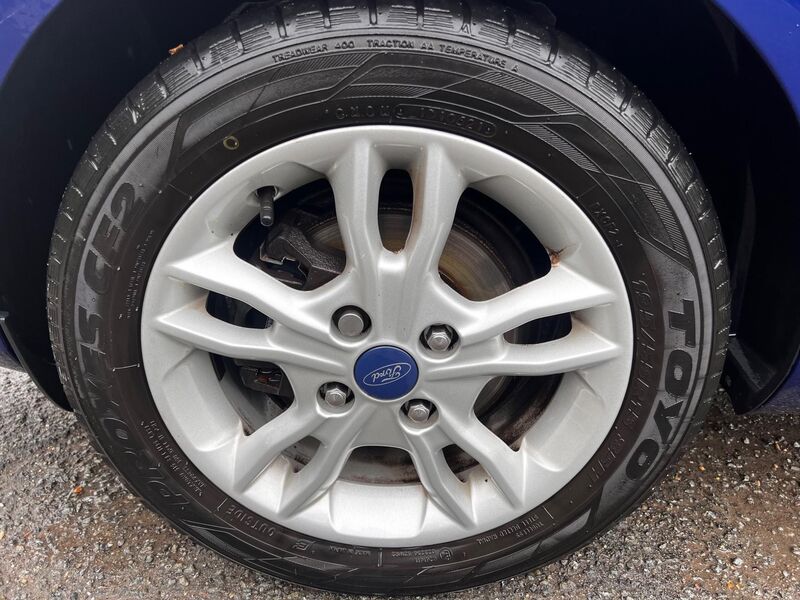 FORD FIESTA