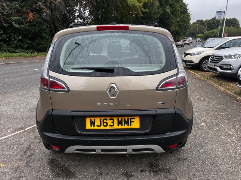 RENAULT SCENIC