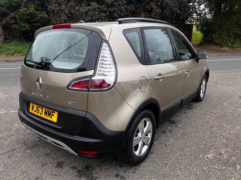 RENAULT SCENIC