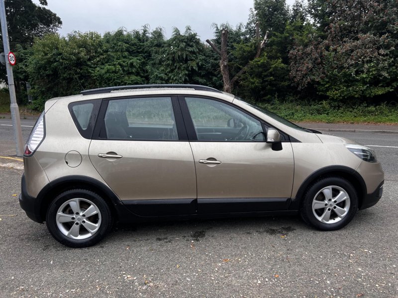 RENAULT SCENIC