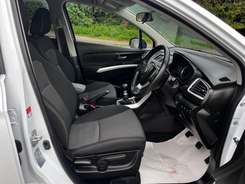 SUZUKI SX4 S-CROSS
