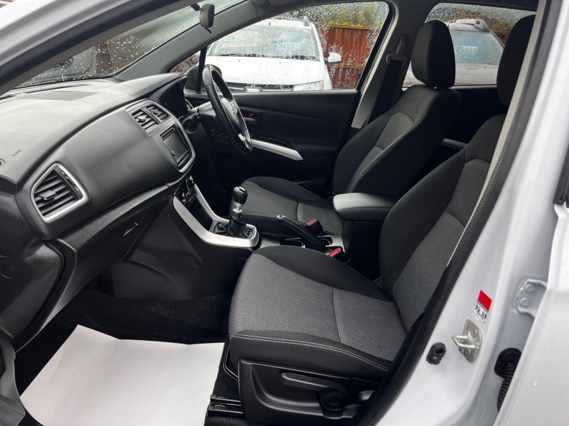 SUZUKI SX4 S-CROSS