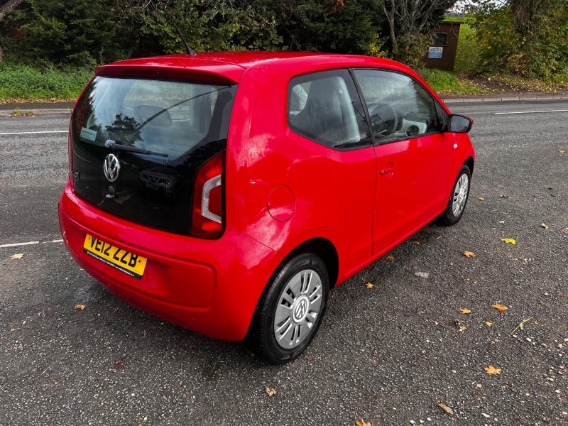 VOLKSWAGEN UP