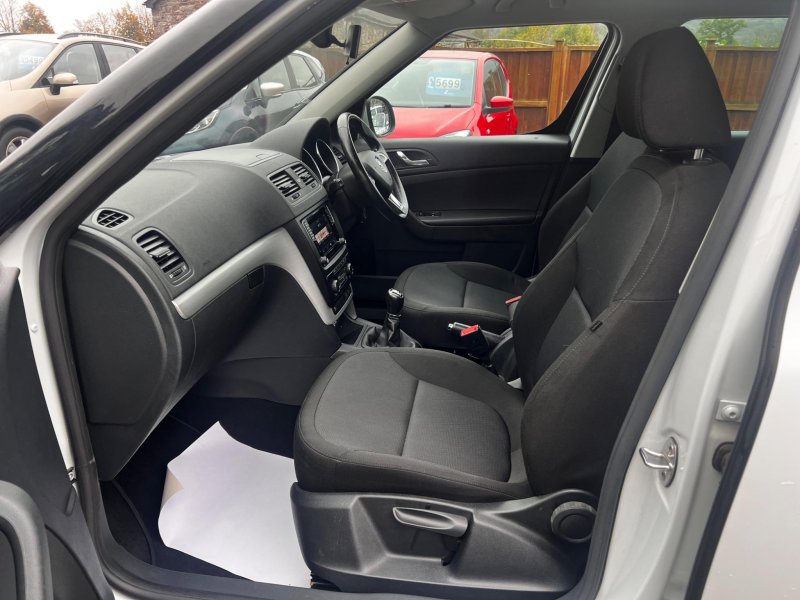 SKODA YETI