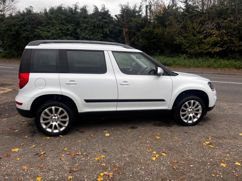 SKODA YETI