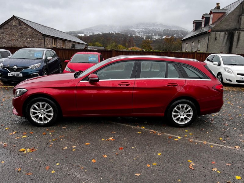 MERCEDES-BENZ C CLASS