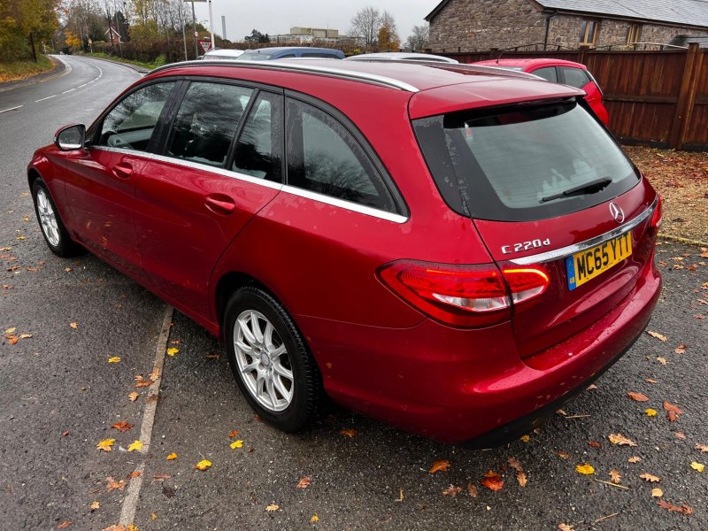 MERCEDES-BENZ C CLASS