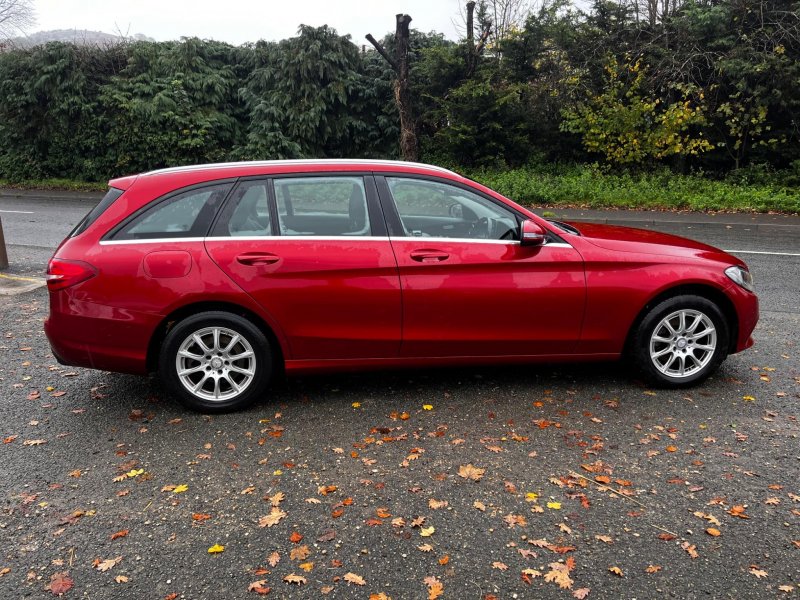 MERCEDES-BENZ C CLASS